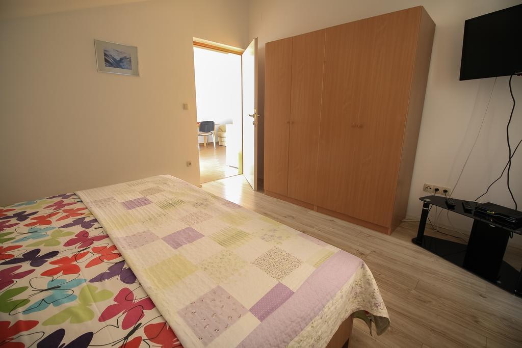 Apartment Ana Vodice Eksteriør billede