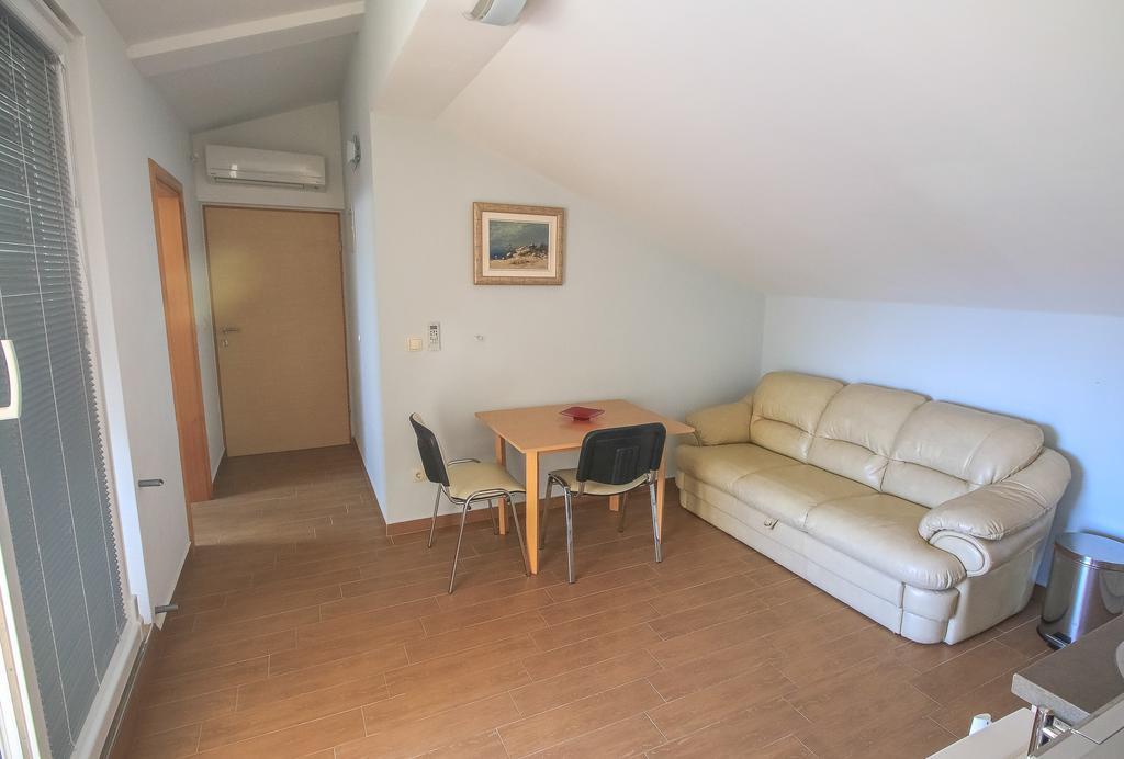 Apartment Ana Vodice Eksteriør billede
